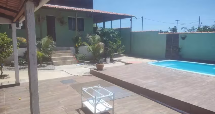 Casa para Venda em Rio das Ostras, Serramar, 3 dormitórios, 1 suíte, 3 banheiros, 3 vagas