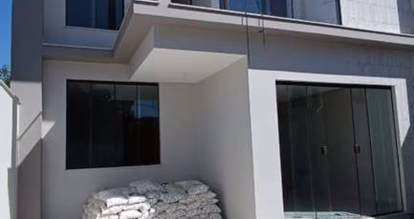 Casa para Venda em Rio das Ostras, Novo Rio das Ostras, 3 dormitórios, 2 suítes, 4 banheiros, 1 vaga