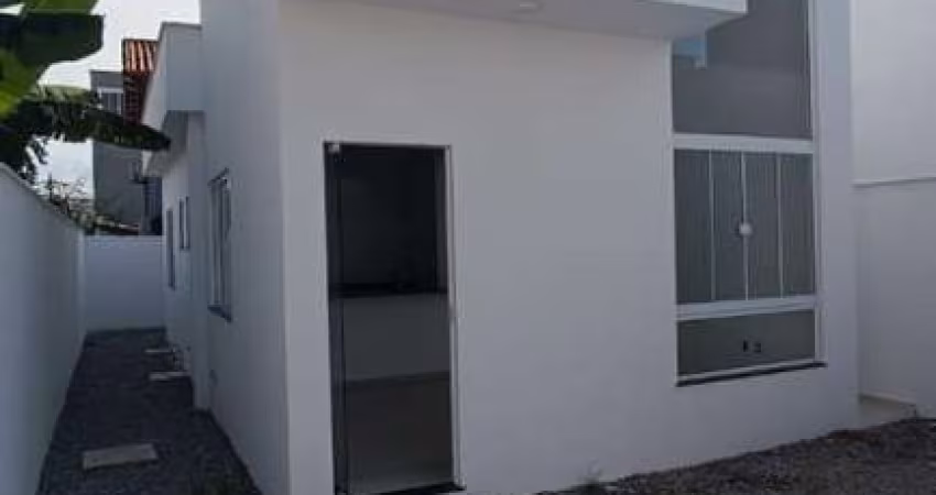 Casa para Venda em Rio das Ostras, Loteamento Extensão do Serramar, 2 dormitórios, 1 suíte, 2 banheiros, 1 vaga