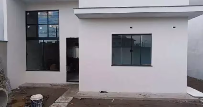Casa para venda em rio das ostras, enseada das gaivotas, 2 dormitórios, 1 suíte, 2 banheiros, 1 vaga