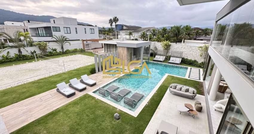 Casa Nova a venda, Jardim Acapulco, Guarujá | Decorada - Porteira fechada