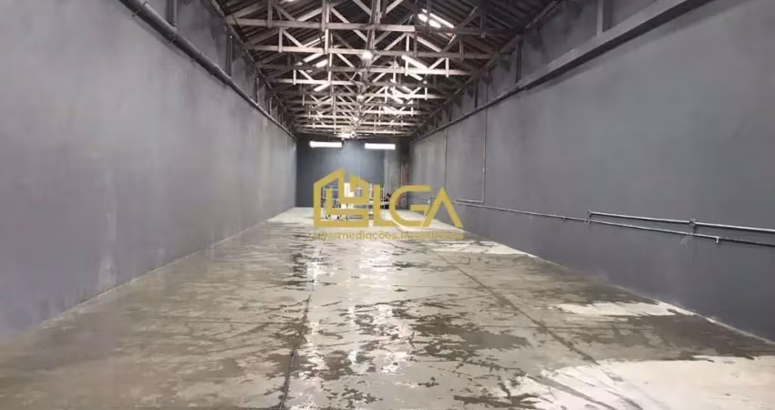 Armazém 560m² com escritórios para locação – r. visconde de são leopoldo, santos