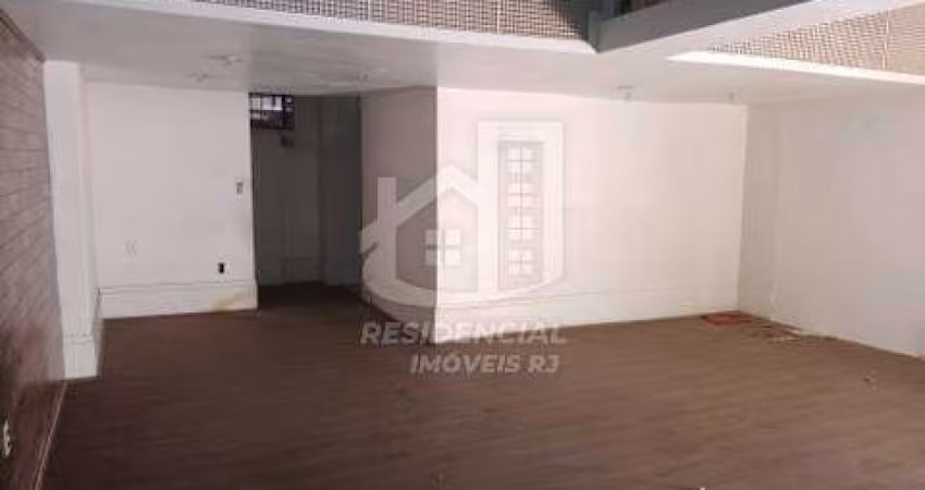 Ponto comercial/Loja/Box para aluguel tem 60 m² em Centro - RJ