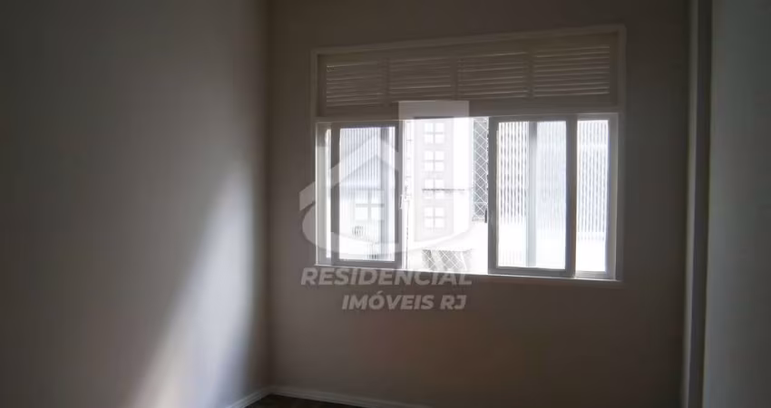 Apartamento 60m² com 2 quartos para venda em Laranjeiras RJ