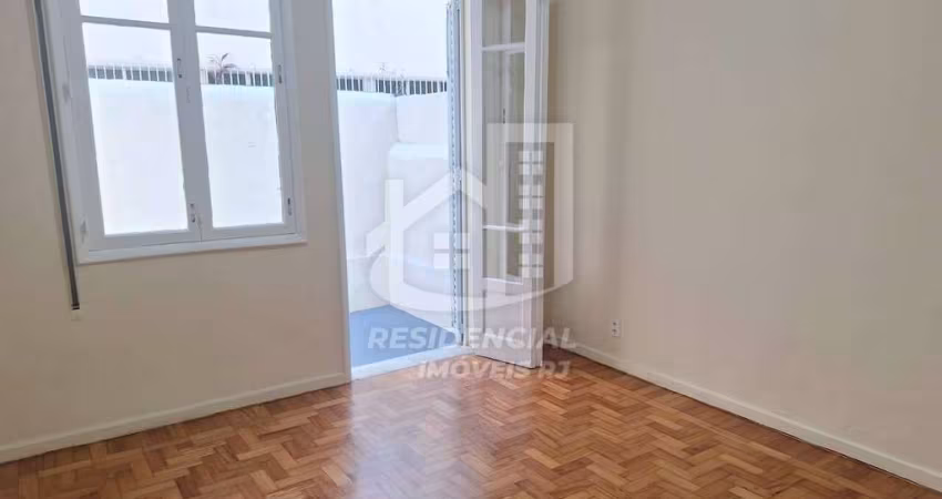 Apartamento 105m² com 2 quartos para venda no Flamengo RJ