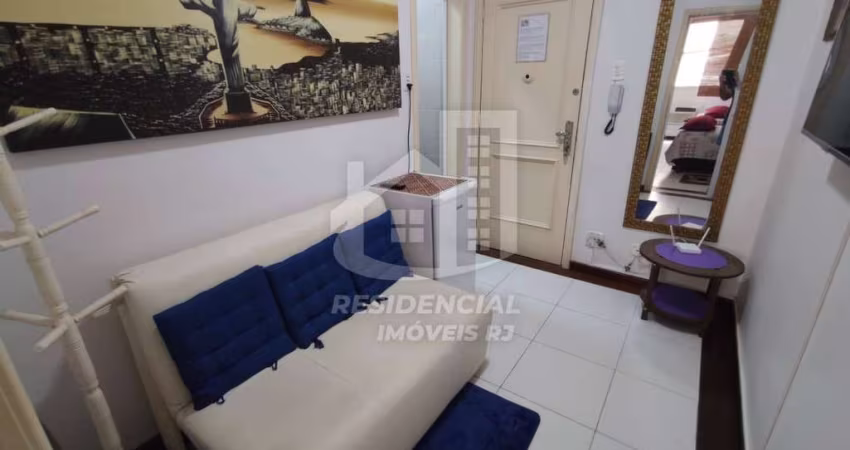 Apto Venda 30m² Saleta e 1Quarto Mobiliado Av Atlântica Copacabana RJ