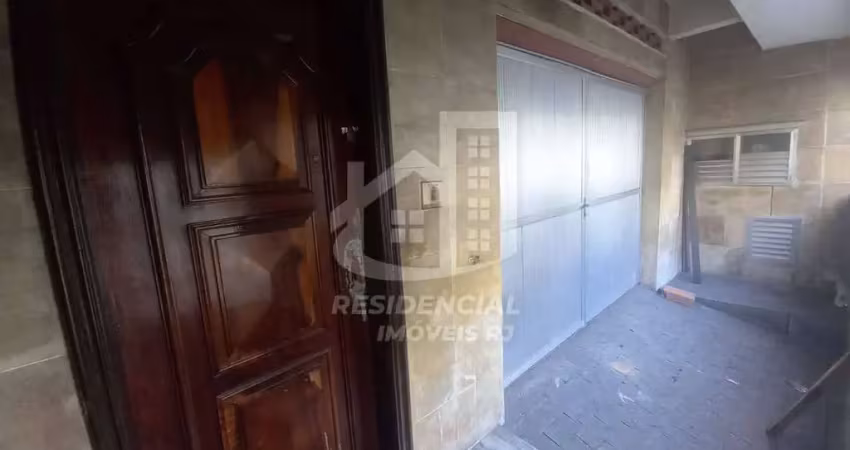 Duas casas no mesmo terreno - oportunidade única no catete rj