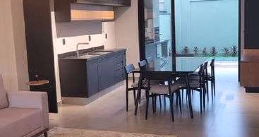 Casa de condomínio 3 suítes , completa em armários