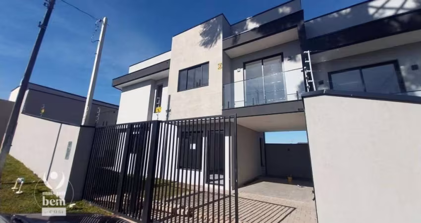 Sobrado com 3 dormitórios à venda, 110 m² por R$ 700.000,00 - Boa Vista - Curitiba/PR