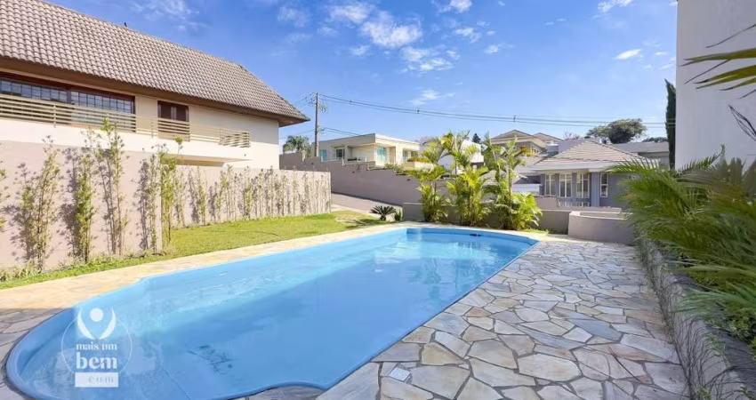 Sobrado com 244 m², 3 Suítes, Sala intima , Condominio Fechado com Piscina e Salão de Festas à venda por R$ 1.290.000 - Campo Comprido - Curitiba/PR