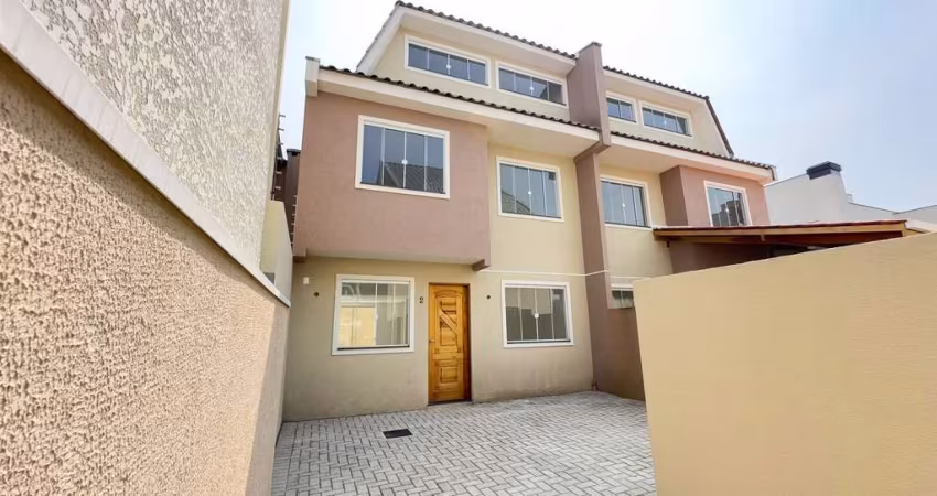 Sobrado 152 m² com 3 quartos sendo 1 suíte à venda por R$ 869.000 - Santa Felicidade - Curitiba/PR