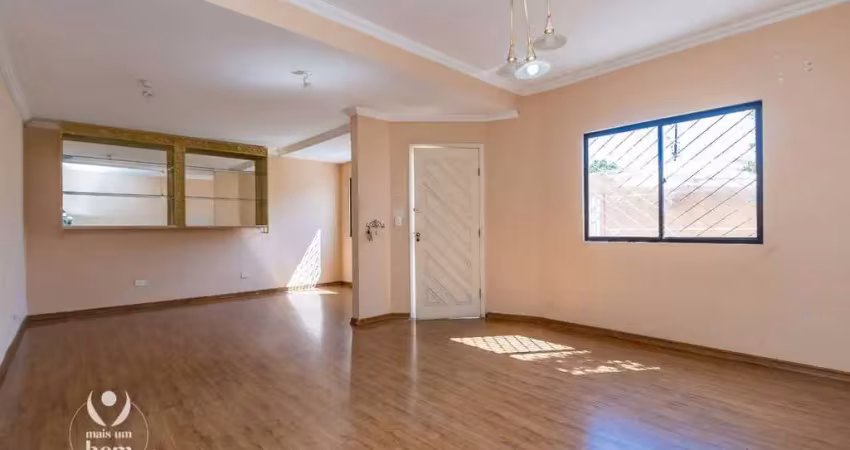 Sobrado de ESQUINA com ÁREA GOURMET com 3 quartos, 1 Suíte, 1 Demi-Suite, Área Gourmet à venda, 220 m² por R$ 899.900 - Portão - Curitiba/PR
