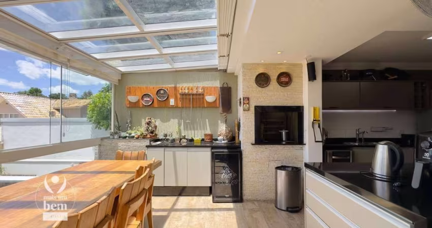 Sobrado com 3 dormitórios à venda, 323 m² por R$ 1.299.000,00 - Bacacheri - Curitiba/PR