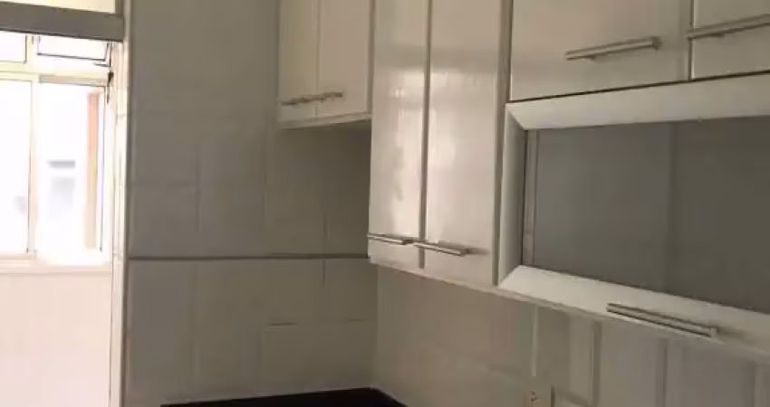Apartamento reformado 80 m² 3 dormitórios 1 suíte e 2 vagas de garagens