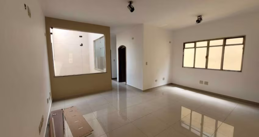 Sobrado Maravilhoso 229 m² 3 Dormitorios e Cinco Vagas de Garagens