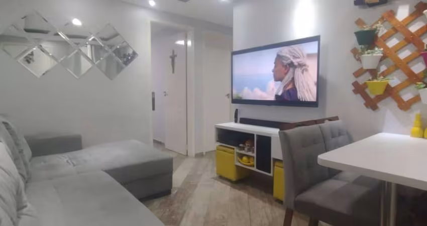 Apartamento Reformado 50 m² 2 Dormitorios e 1 Vaga de Garagem