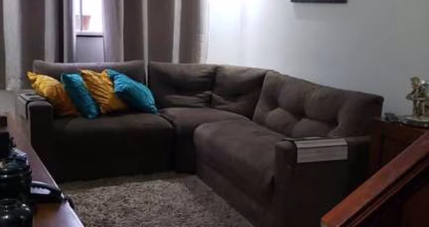 Sobrado Maravilhoso com 3 Dormitorios e 2 Vagas de Garagens