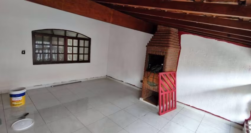 Casa com Salao 280 m² 2 Domritorios sendo 1 Suite 10 Vagas de Garagens