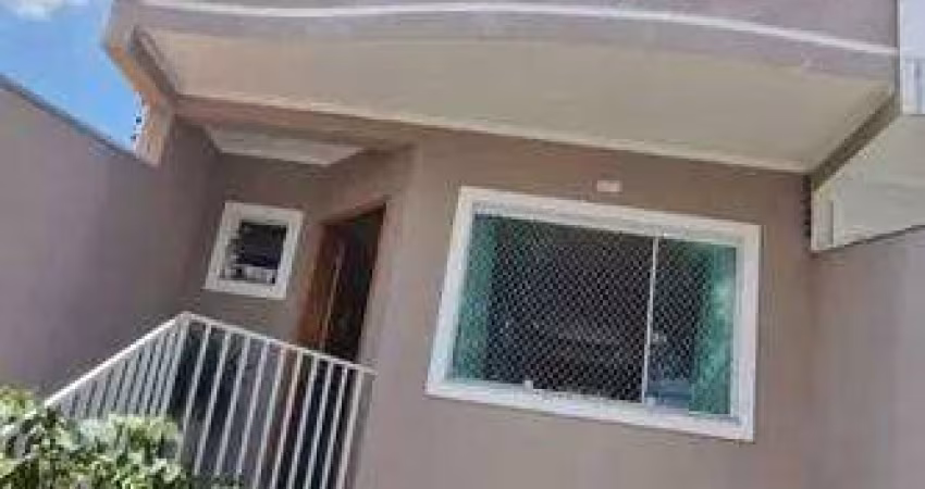 Sobrado Espaçoso com 3 Dormitorios  sendo 3 Suítes 5 Vagas de Garagem