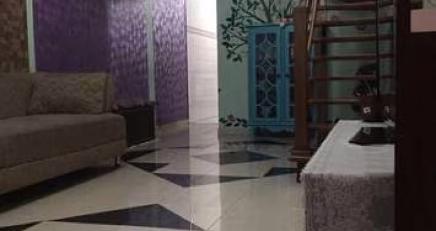 Sobrado 350 m² com 3 Quartos e 4 banheiros 2 vgas de Garagens