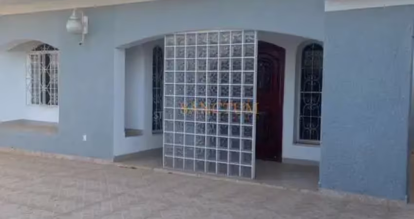 Casa com 3 quartos para alugar na Argentina, 252, Jardim America, Paulínia
