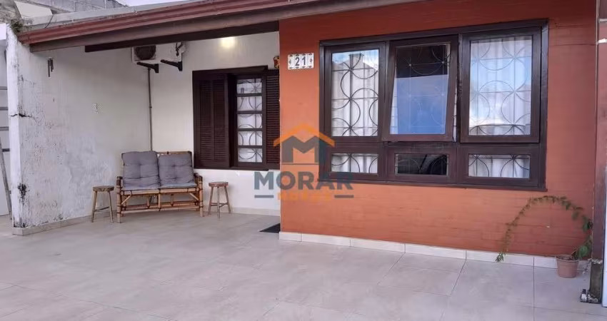 Casa em Condomínio com 2 suítes