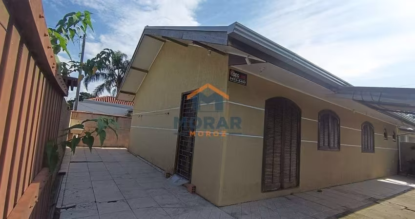 Residência com 04 dormitórios em Shangri-lá
