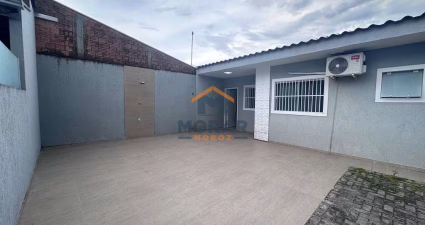 Casa com piscina faixa mar bal. Leblon