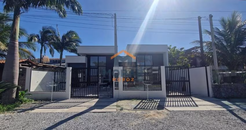 Casa de alto padrão no balneário Marissol !!!