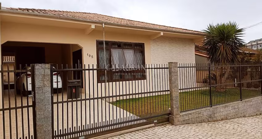 Casa com 4 quartos à venda no Guanabara, Joinville 