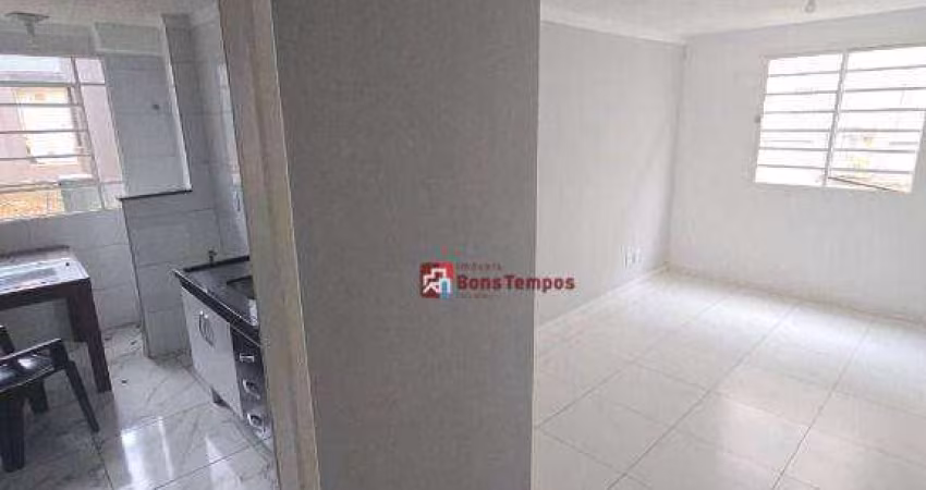 Apartamento com 2 dormitórios à venda, 42 m² por R$ 210.000 - Itaquera - São Paulo/SP