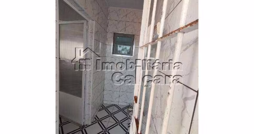 Casa para Venda em Praia Grande, Solemar, 3 dormitórios, 1 suíte, 2 banheiros, 5 vagas