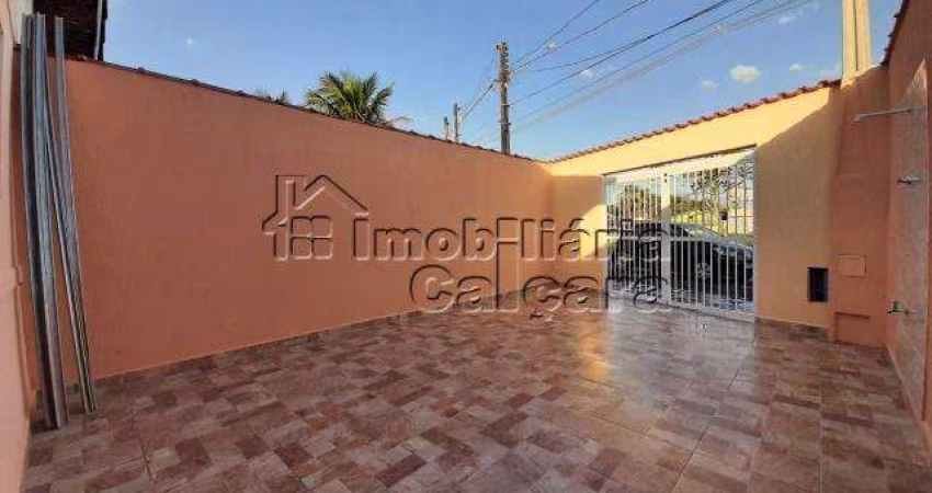 Casa para Venda em Itanhaém, Jardim Suarão, 3 dormitórios, 2 suítes, 3 banheiros, 2 vagas