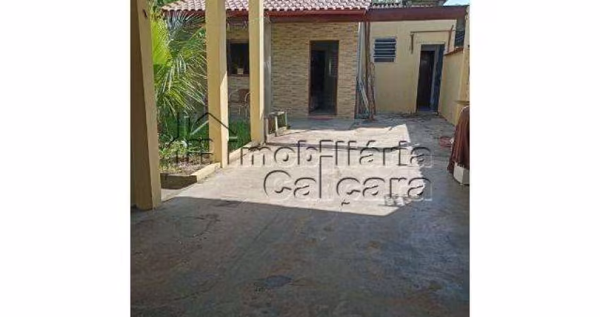 Casa para Venda em Praia Grande, Cidade das Crianças, 2 dormitórios, 1 suíte, 2 banheiros, 2 vagas