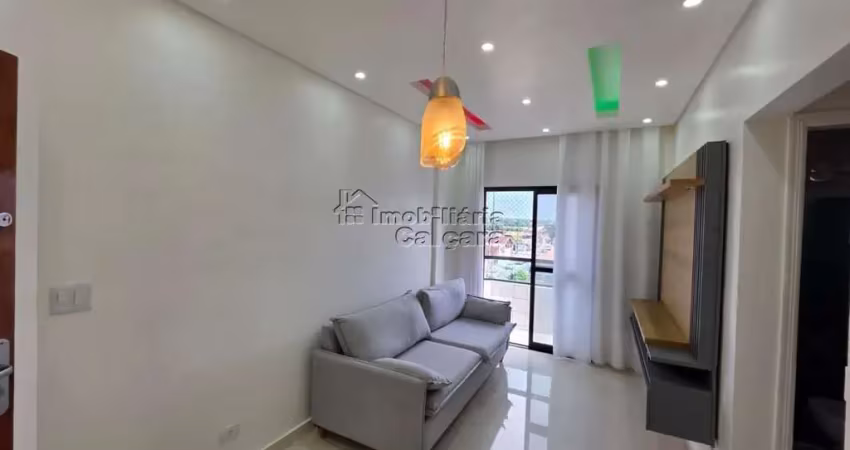 Apartamento com 01 dormitório no centro do caiçara, á 400 metros da praia!!!