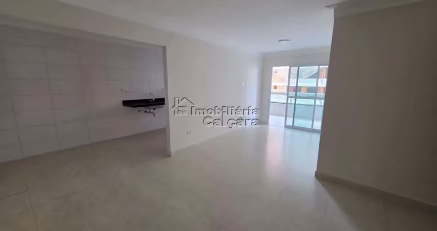 Apartamento com 02 dormitórios no caiçara á 150 metros da praia!!!