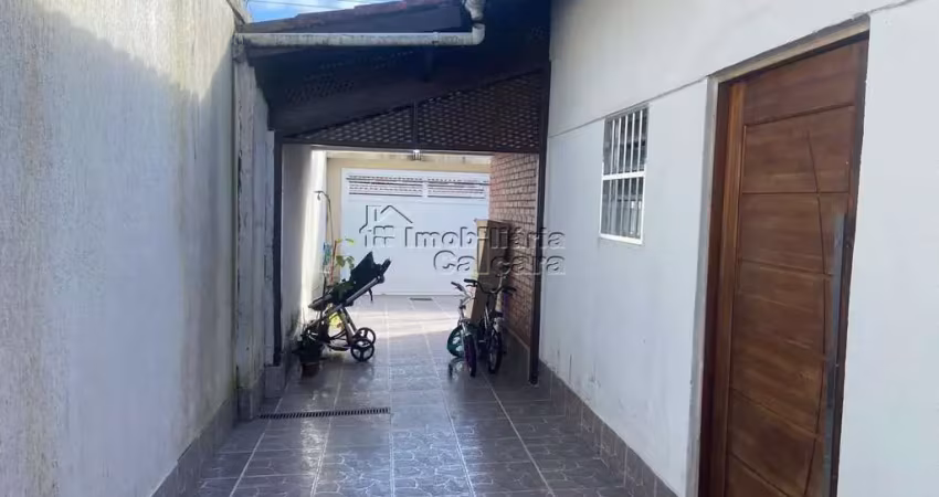 Casa com 03 dormitórios no jardim imperador, á  500 metros da praia!
