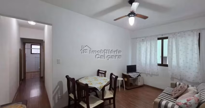 Apartamento com 02 dormitórios, no caiçara á 200 metros da praia!