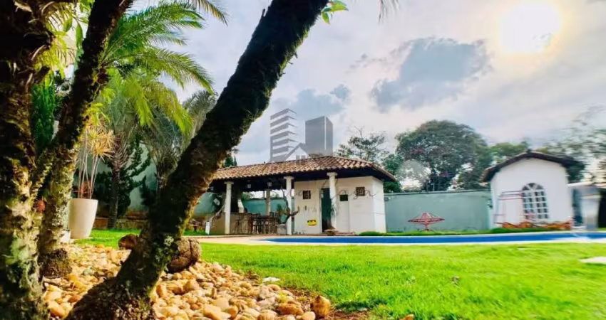 Casa 5 Quartos Bairro Bandeirantes
