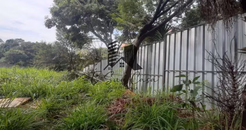 Terreno à venda na Rua Oito, Cabral, Contagem