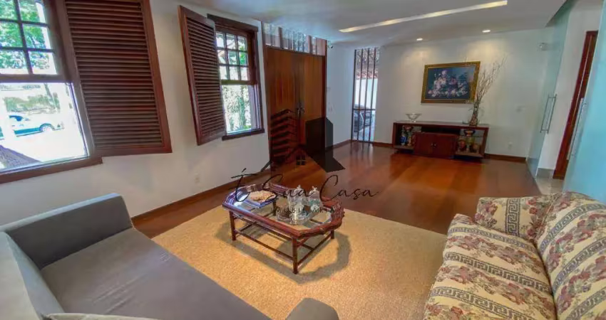 Casa de 5 Quartos no Bairro Bandeirantes