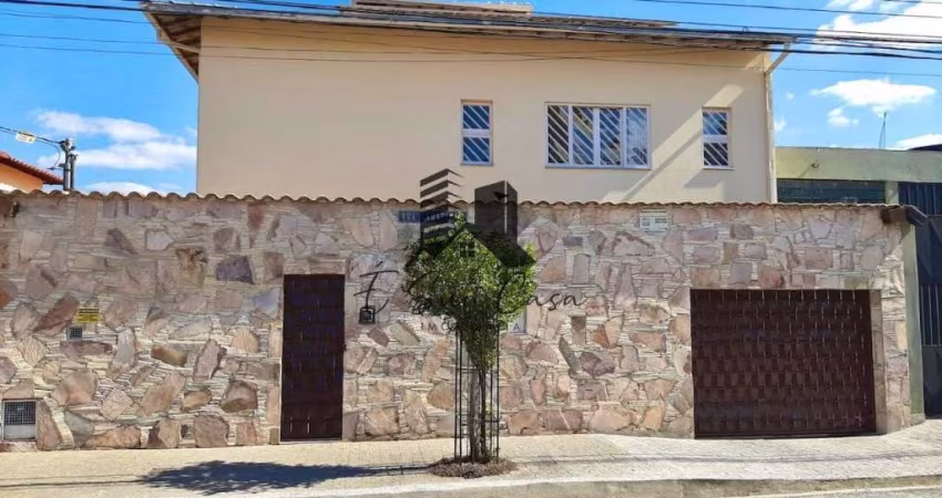 Casa de 5 quartos suíte e closet no bairro Alto dos Pinheiros