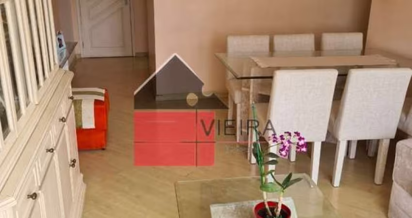 Ótimo Apartamento à Venda na Aclimação, com 3 dormitórios, sendo 1 suíte e 2 vagas de garagens, 104
