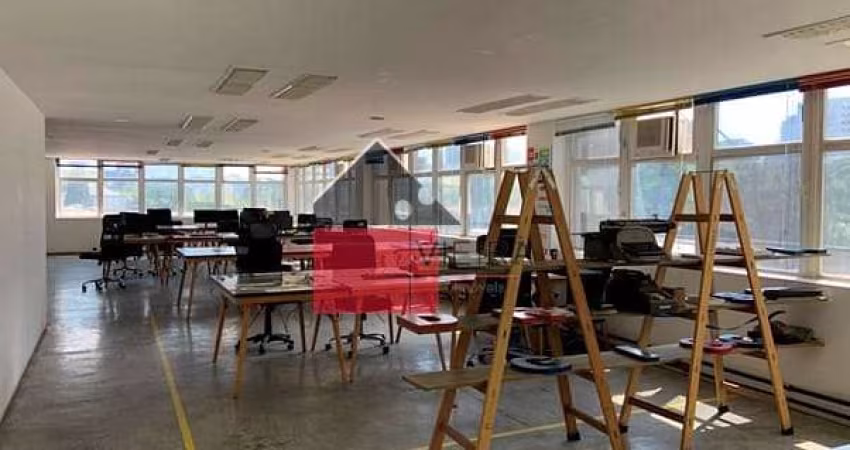 Conjunto Comercial na Faria Lima em Prédio Reformado (448m² + 150m² de varanda) - Jardim Paulistano