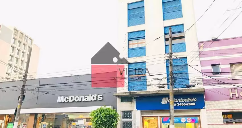 Apartamento à venda, Vila Mariana, com 2 dormitórios, 1 banheiro, entre o metro Ana Rosa e Vila Mar