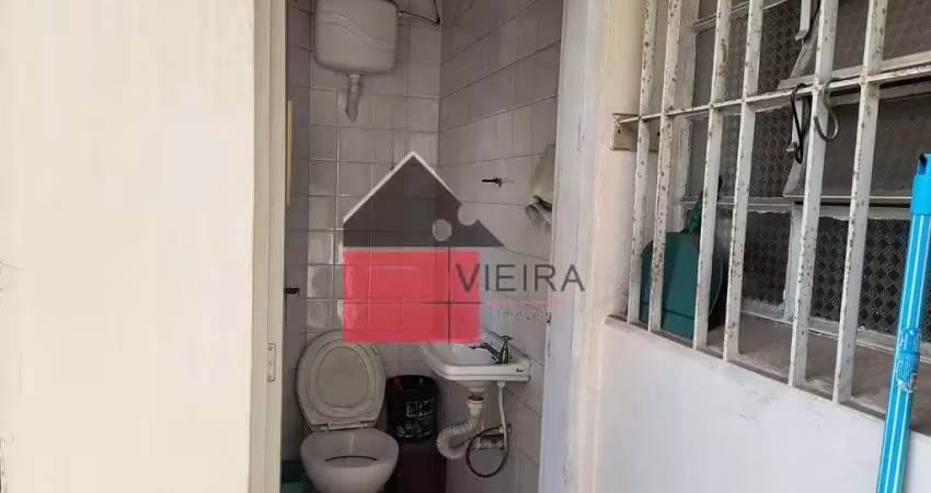 Sobrado à venda, Vila Deodoro, 2 dormitorios, sala dois ambientes, 1 vaga cozinha, area de serviço,