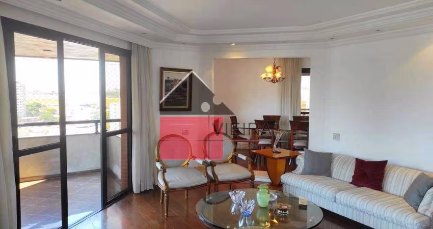 Apartamento próximo do Parque Ibirapuera, Clube Monte Líbano, e shopping Ibirapuera, à venda, Plana