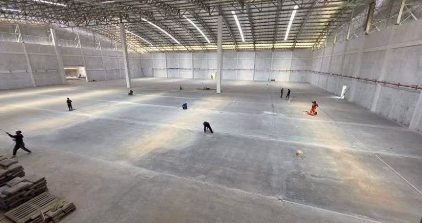 Galpão industrial, com 5.930m², em flores, galpão novo, próximo ao Aeroporto, principal via de Mana