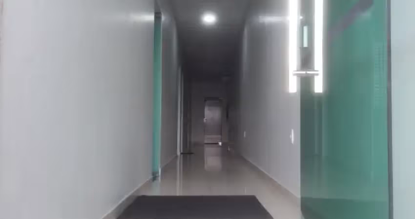 Sala comercial com 30m², aleixo, com banheiro, arcondocionado,