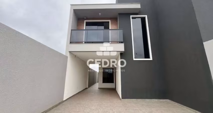 Sobrado com 3 quartos, sendo 1 suíte, no campo belo